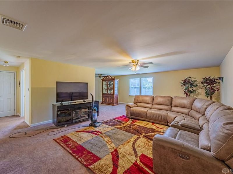 7816 Waterton Court, Trotwood, OH 45426 Photo 31