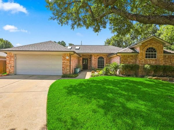 3 Roaring Creek Court, Trophy Club, TX 76262