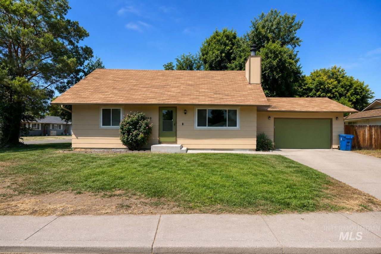 1200 E 9th N, Mountain Home, ID 83647 Main Photo