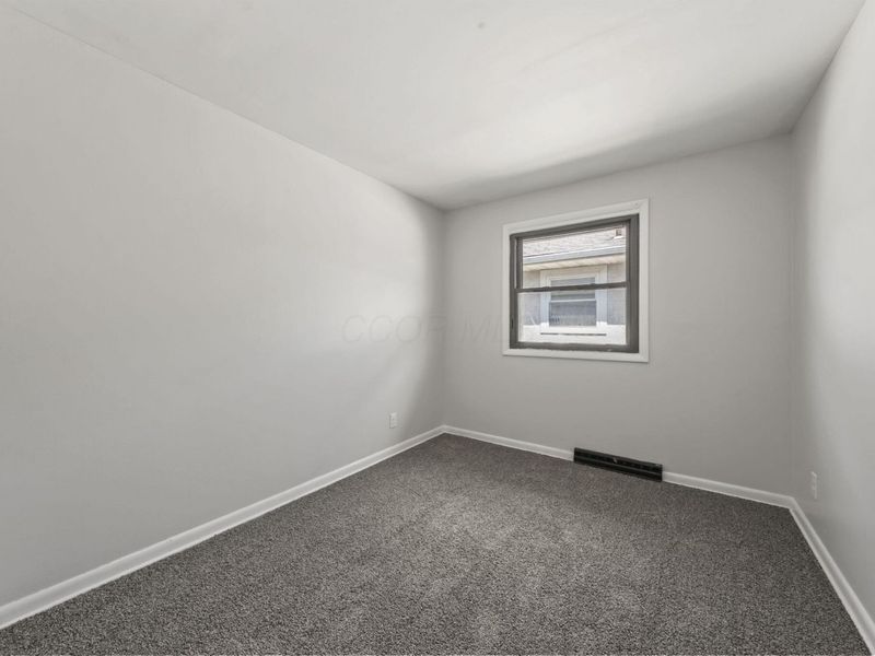 997 E 21st Avenue, Columbus, OH 43211 Photo 16