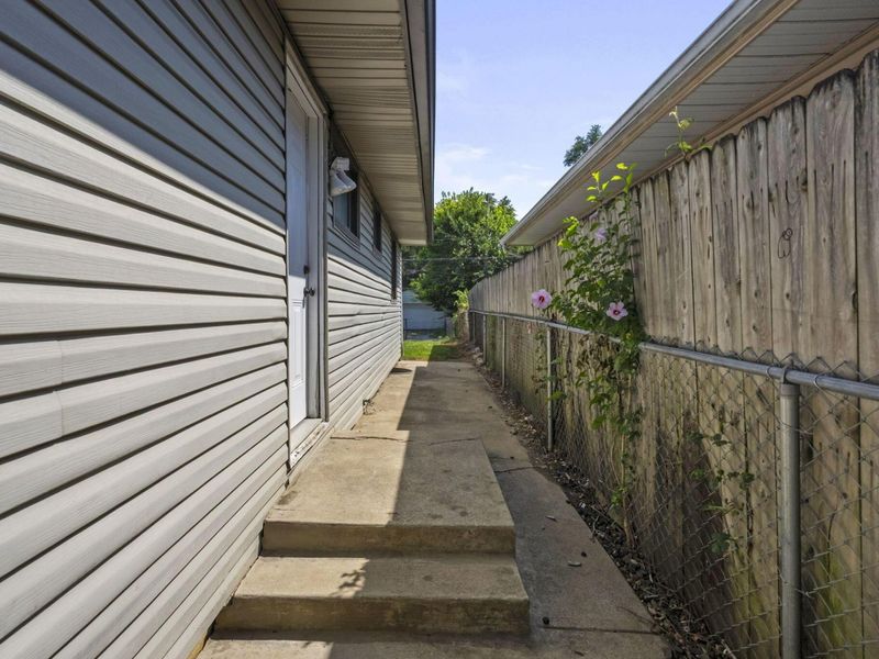 997 E 21st Avenue, Columbus, OH 43211 Photo 21