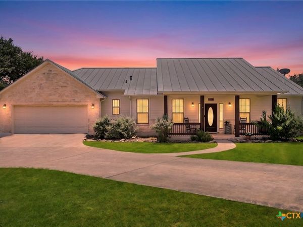 2700 Skyline Drive, Canyon Lake, TX 78133