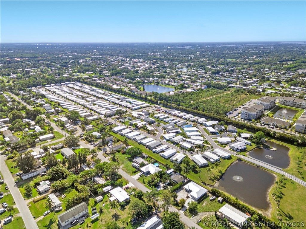 4800 SE Federal Highway, Unit 13, Stuart, FL 34997 Photo