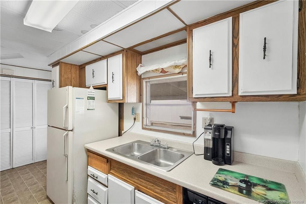 4800 SE Federal Highway, Unit 13, Stuart, FL 34997 Photo