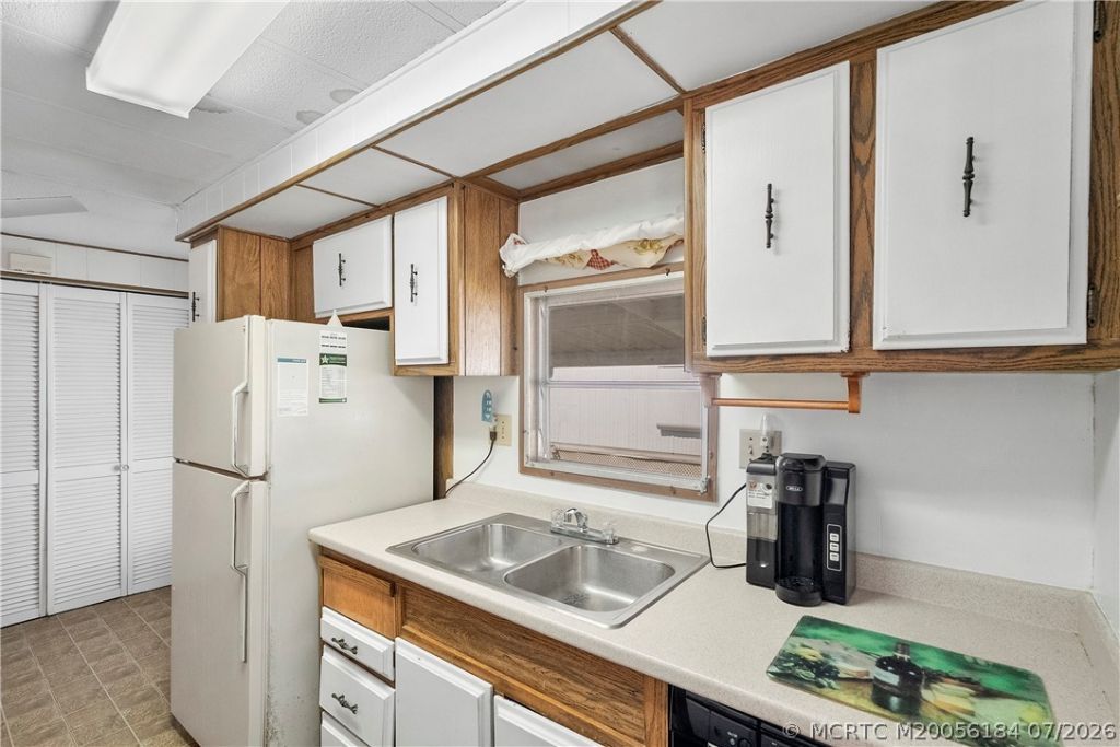 4800 SE Federal Highway, Unit 13, Stuart, FL 34997 Photo