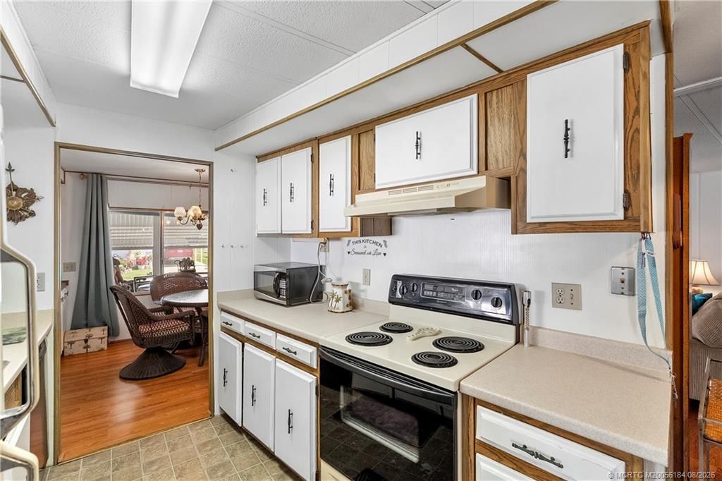 4800 SE Federal Highway, Unit 13, Stuart, FL 34997 Photo