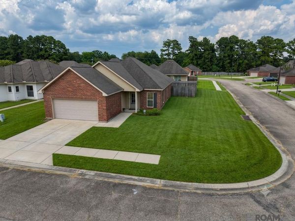6751 Silver Springs Dr, Central, LA 70739