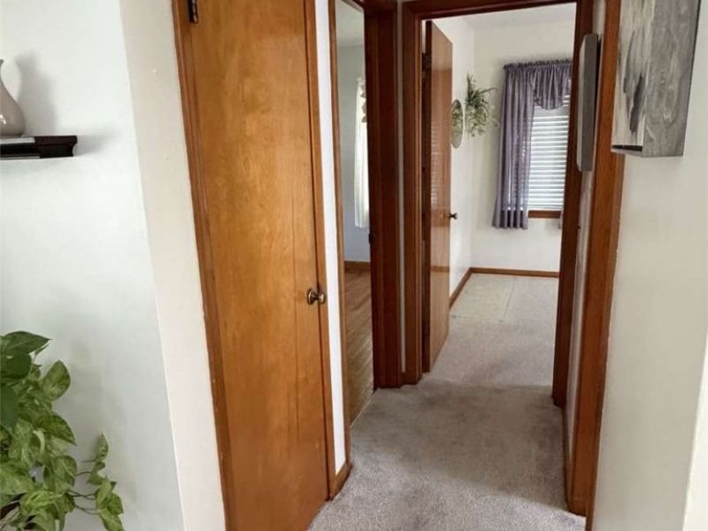 3846 E 365th Street, Willoughby, OH 44094 Photo 8