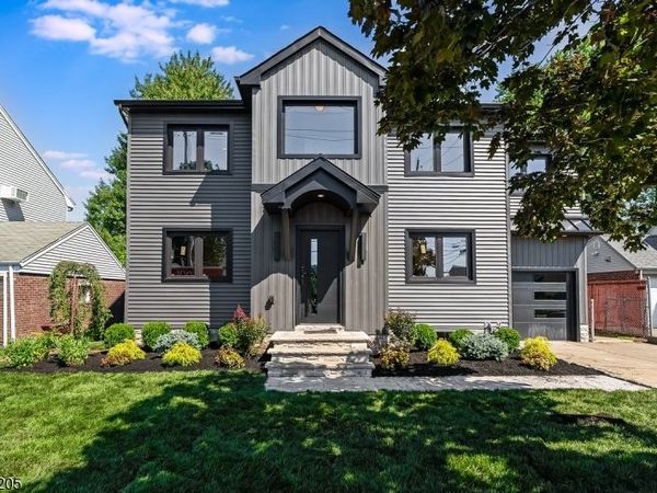 17 Berdan Ave, Fair Lawn, NJ 07410