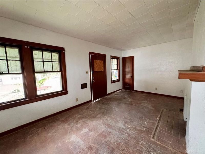 230 E Fairview Avenue, Dayton, OH 45405 Photo 4