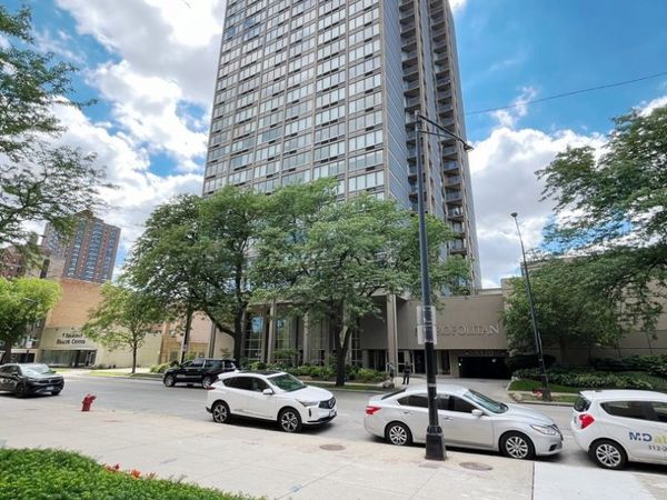 5320 N Sheridan Road , Unit 2110, Chicago, IL 60640