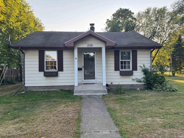539 Goshen Avenue, Elkhart, IN 46516