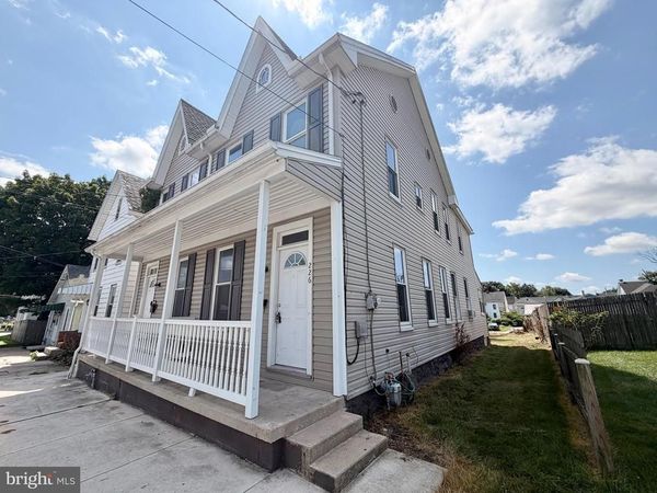 226 HIGH STREET STREET , CHAMBERSBURG, PA 17201