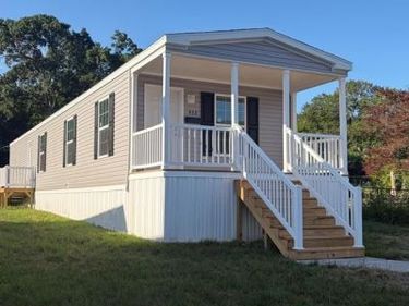 453 E MARKET STREET, WILLIAMSTOWN, PA 17098