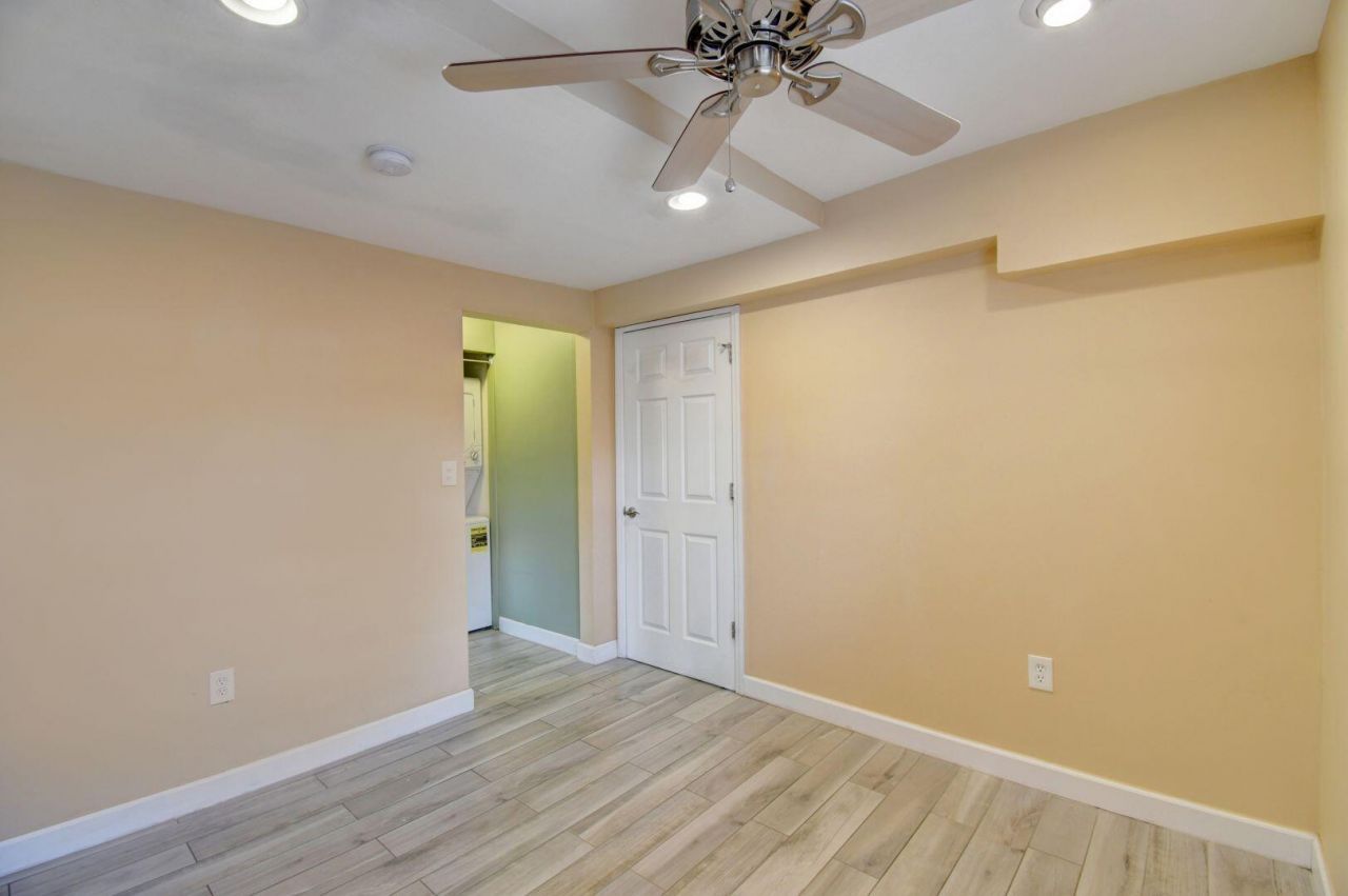 1316 Date Palm Drive, Unit Rear, Lantana, FL 33462 Photo