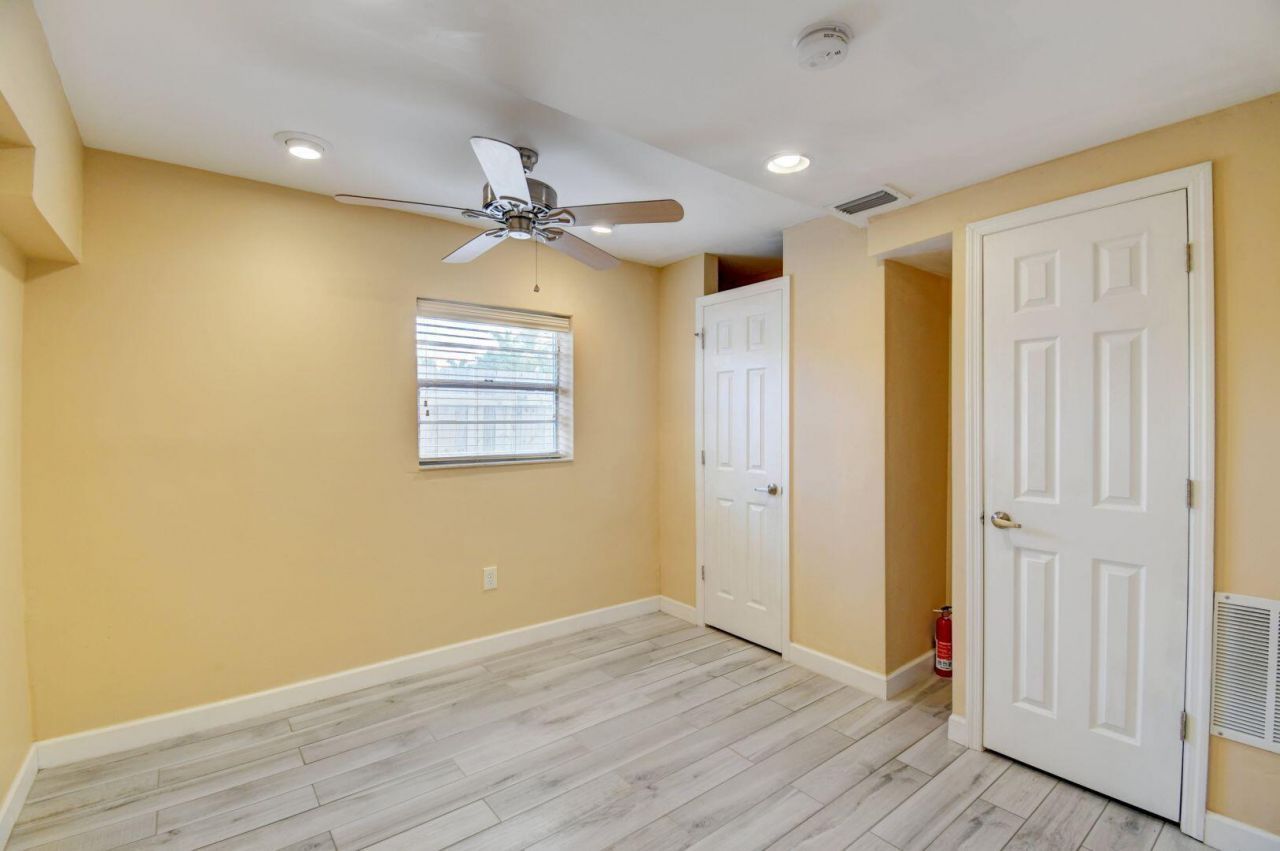 1316 Date Palm Drive, Unit Rear, Lantana, FL 33462 Photo