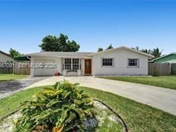 6327 NW 19th Ct , Margate, FL 33063