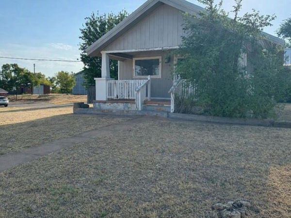 201 S Ninth Street, Cheyenne, OK 73628