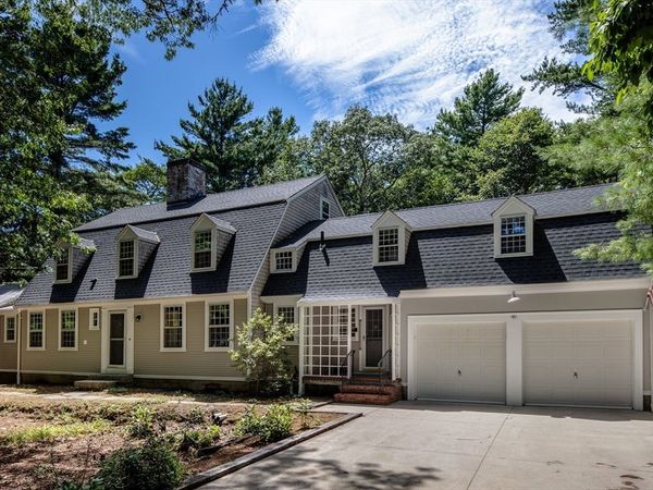 92 Front St, Marion, MA 02738