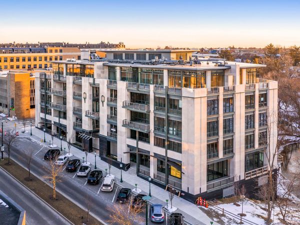 369 N Old Woodward Avenue, Unit 201, Birmingham, MI 48009