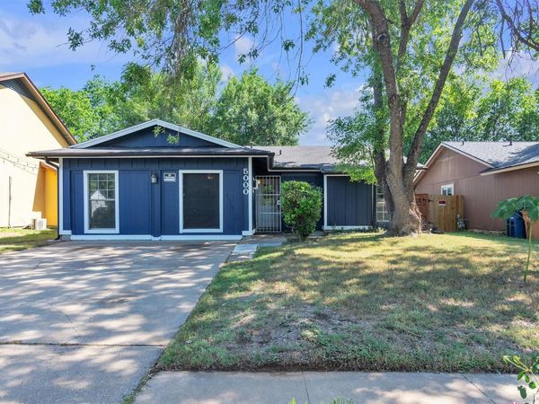 5000 Fontenay DR, Austin, TX 78744