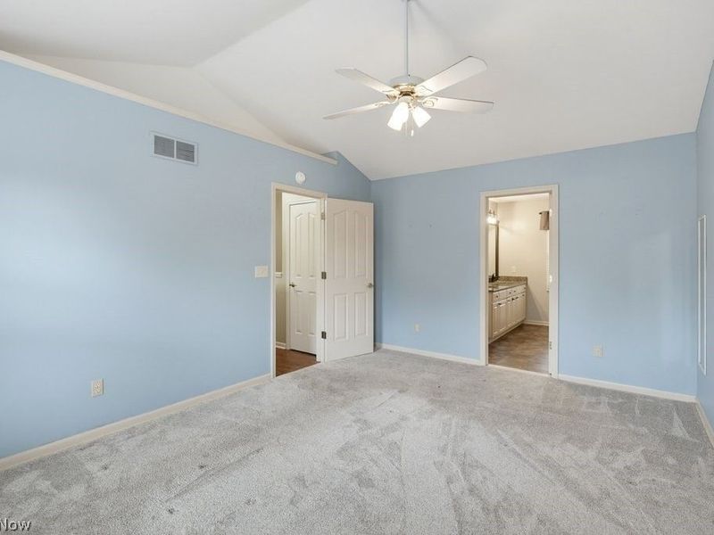 533 Continental Drive, Sagamore Hills, OH 44067 Photo 24