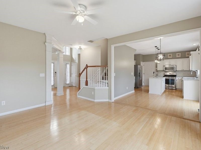533 Continental Drive, Sagamore Hills, OH 44067 Photo 7