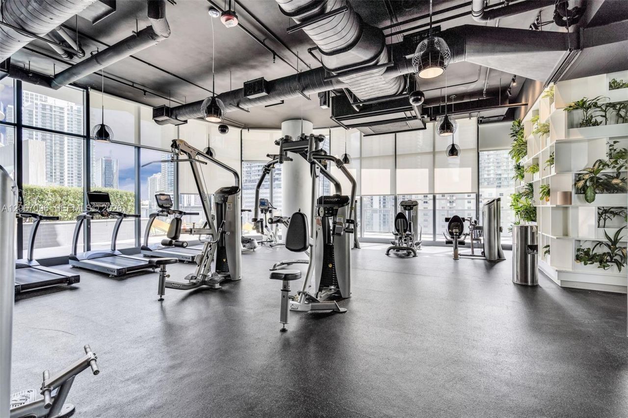 55 SW 9th St , Unit 2407, Miami, FL 33130 Photo