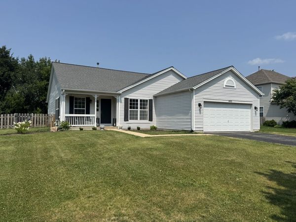 1493 Patterson Avenue , North Aurora, IL 60542