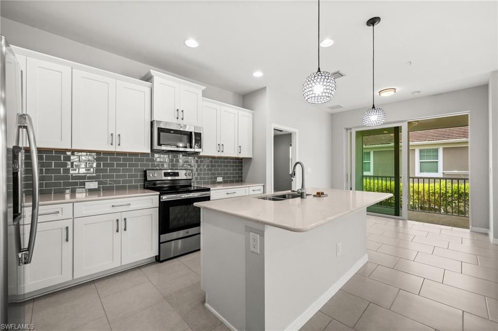2344 Sheen Ln, Unit 308, Naples, FL 34120 Photo