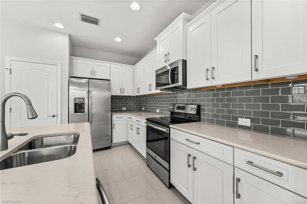 2344 Sheen Ln, Unit 308, Naples, FL 34120 Photo
