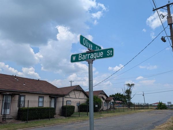 423 W Barraque Street , Pine Bluff, AR 71601