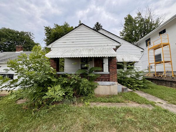 230 E Fairview Avenue, Dayton, OH 45405
