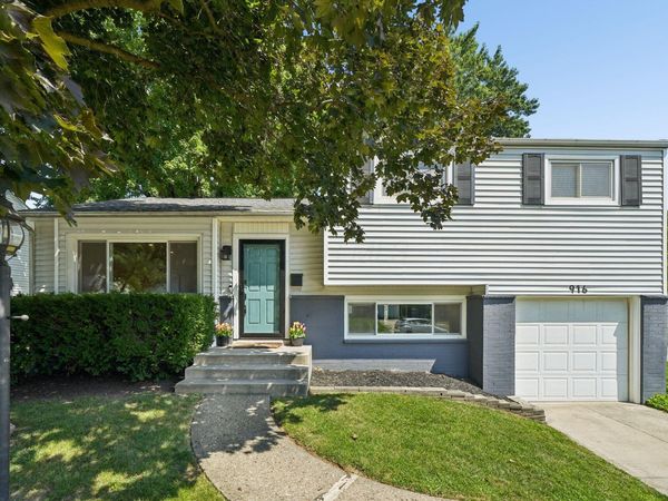916 Bricker Boulevard, Columbus, OH 43221