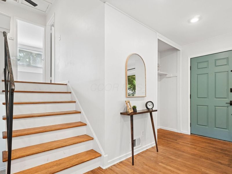 916 Bricker Boulevard, Columbus, OH 43221 Photo 5