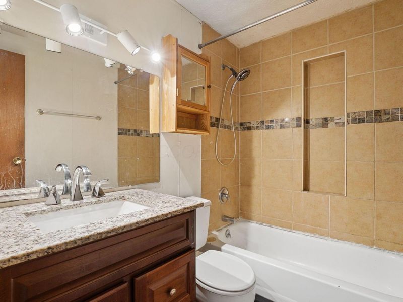2284 Kinderly Drive, Columbus, OH 43232 Photo 18