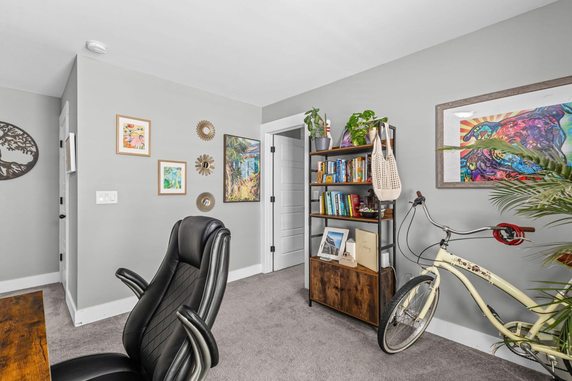 3964 Hillyard Street Photo 21