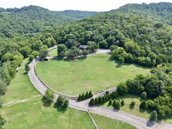 7474 Nashville Hwy , Dowelltown, TN 37059