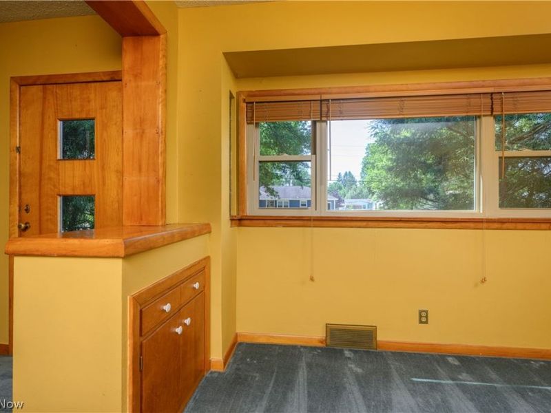 2035 Thornhill Drive, Akron, OH 44313 Photo 12