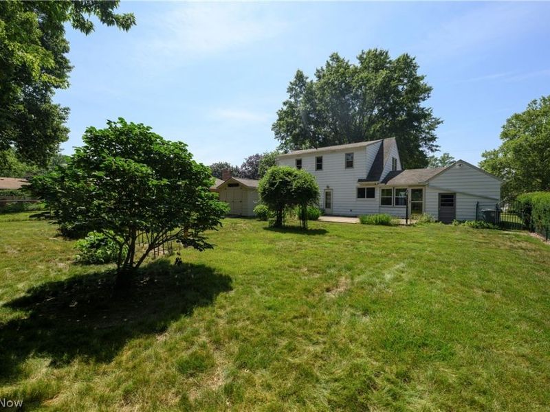 2035 Thornhill Drive, Akron, OH 44313 Photo 41
