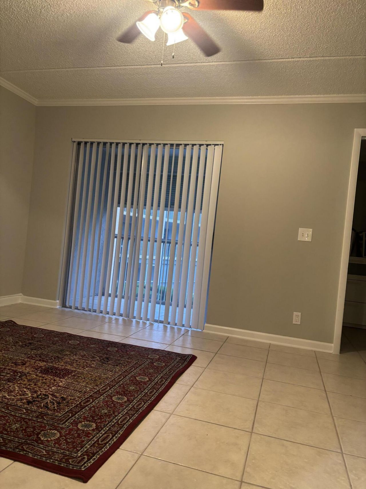 400 Village Green Circle W, Unit 202, Palm Springs, FL 33461 Photo