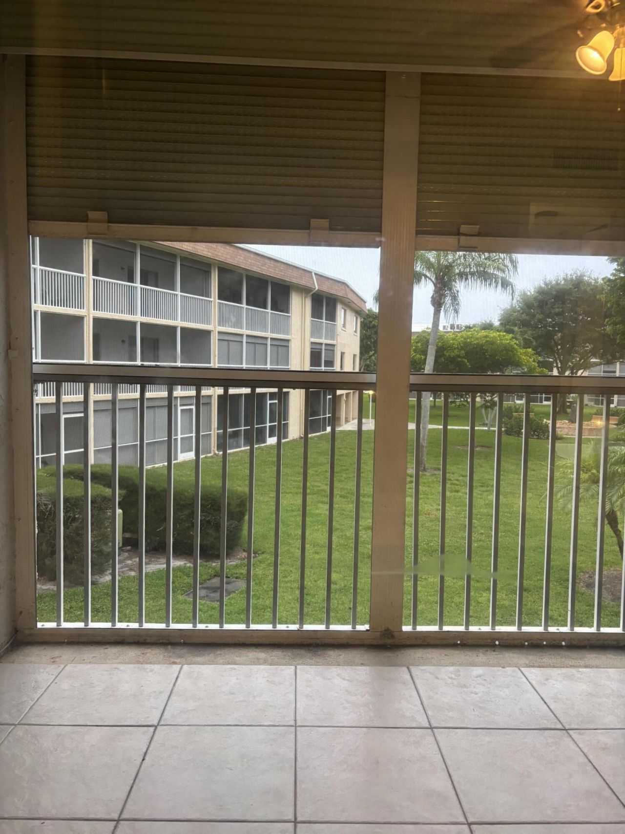 400 Village Green Circle W, Unit 202, Palm Springs, FL 33461 Photo