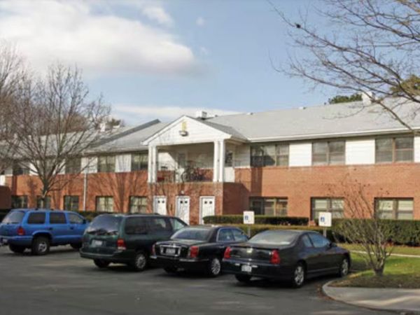 1 June Court , Unit 2A, Bay Shore, NY 11706