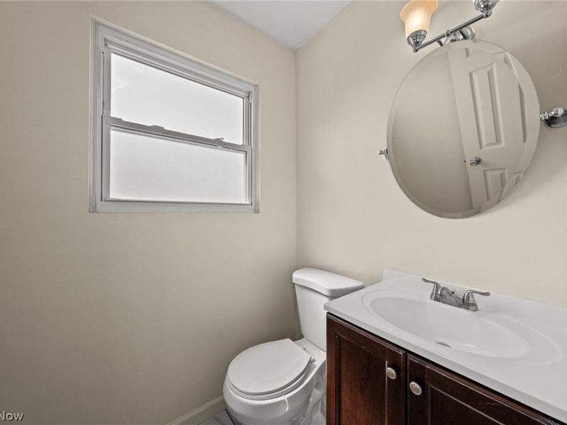 980 E 347th Street, Eastlake, OH 44095 Photo 15