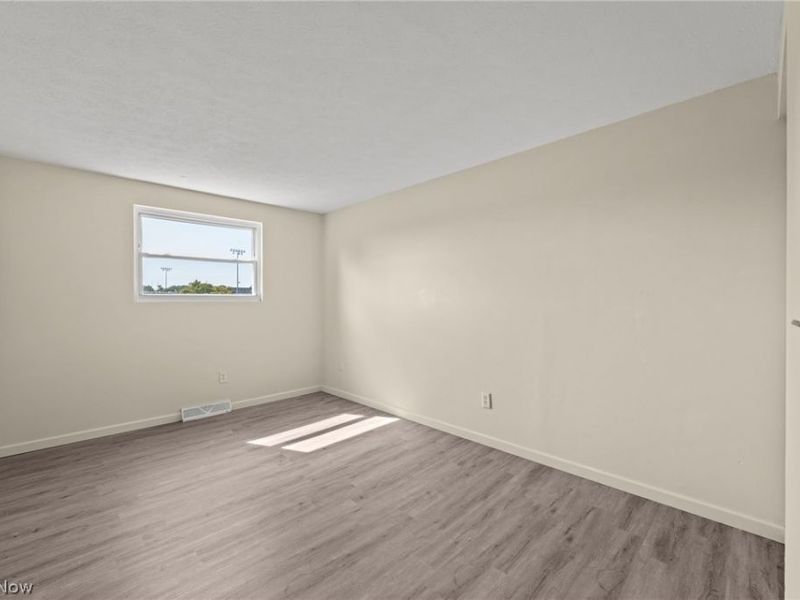 980 E 347th Street, Eastlake, OH 44095 Photo 20