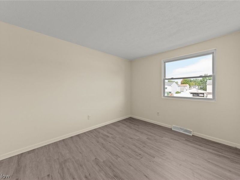 980 E 347th Street, Eastlake, OH 44095 Photo 23
