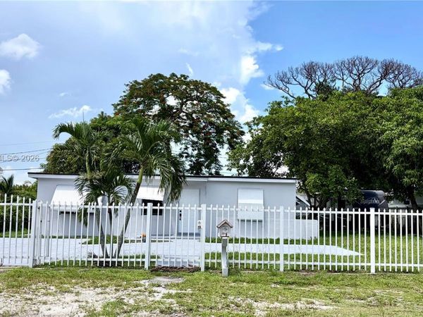 12841 Green Ave , Miami, FL 33167
