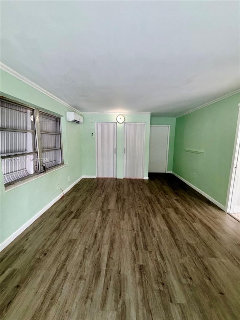 12841 Green Ave , Miami, FL 33167 Photo