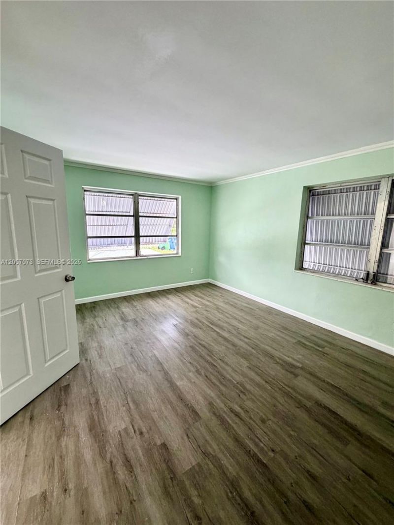 12841 Green Ave , Miami, FL 33167 Photo