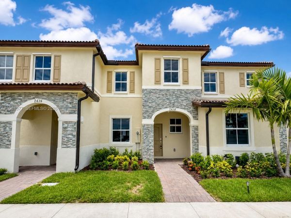 2608 se 25 rd , Homestead, FL 33035
